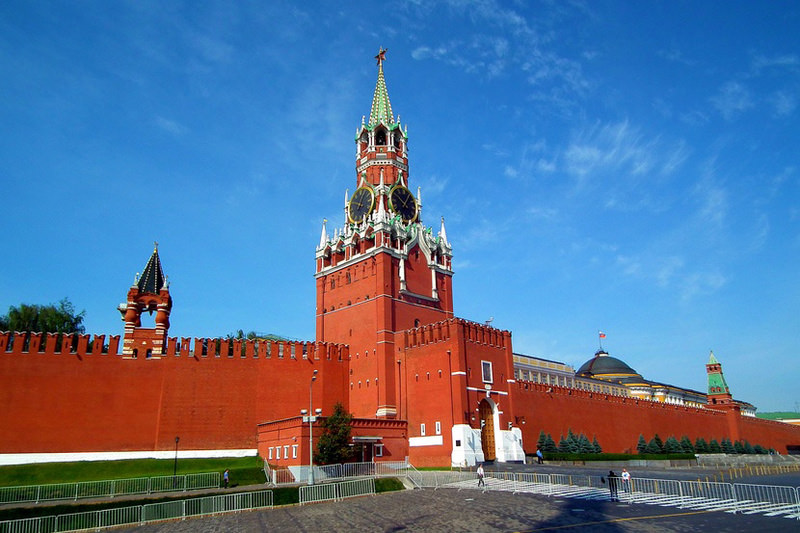 Город